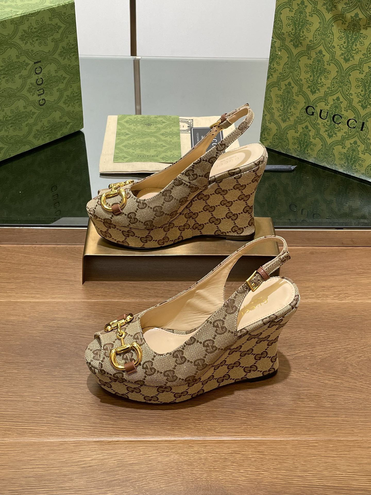 GUCCI WEDGE PLATFORM IN CAMEL BROWN MONOGRAM JACQUARD FABRIC