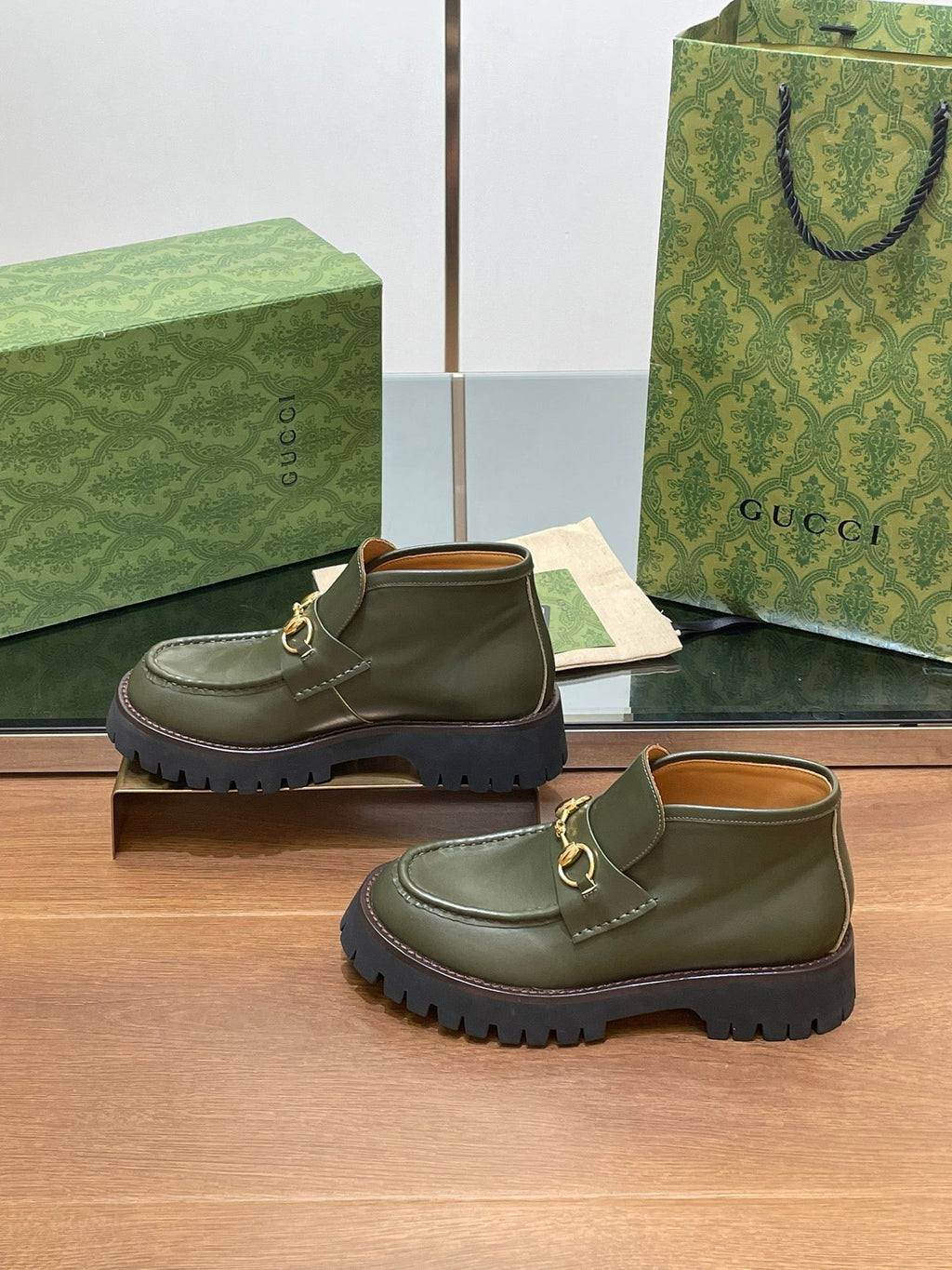 GUCCI HORSEBIT ANKLE BOOTS 4.5CM IN ARMY GREEN CALFSKIN