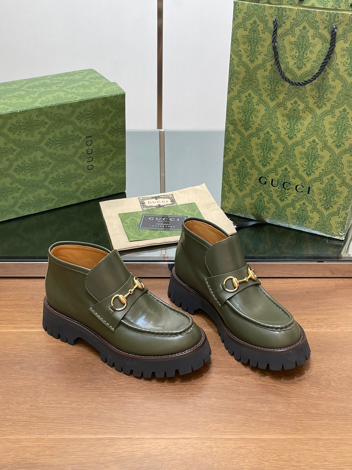 GUCCI HORSEBIT ANKLE BOOTS 4.5CM IN ARMY GREEN CALFSKIN