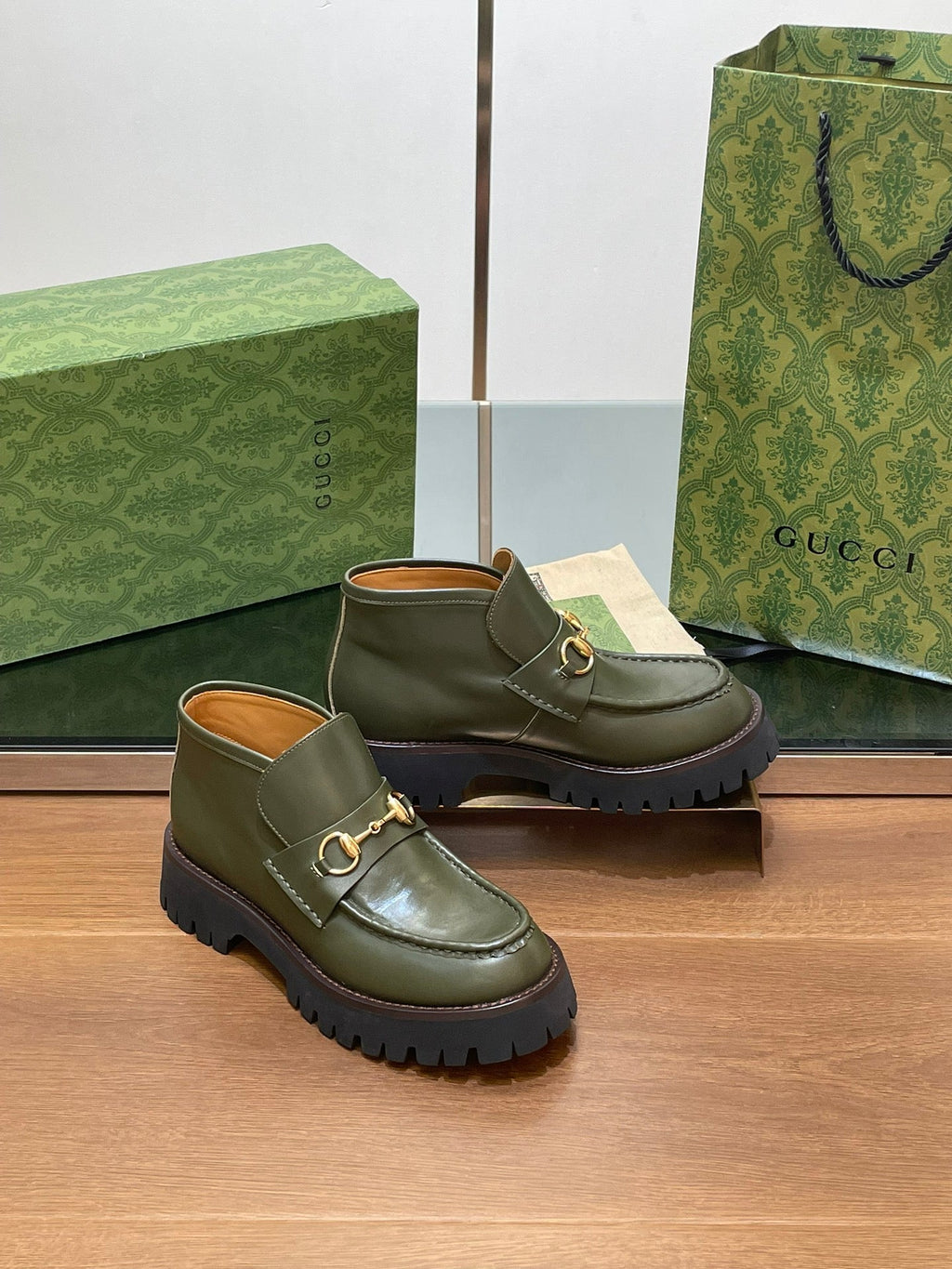 GUCCI HORSEBIT ANKLE BOOTS 4.5CM IN ARMY GREEN CALFSKIN
