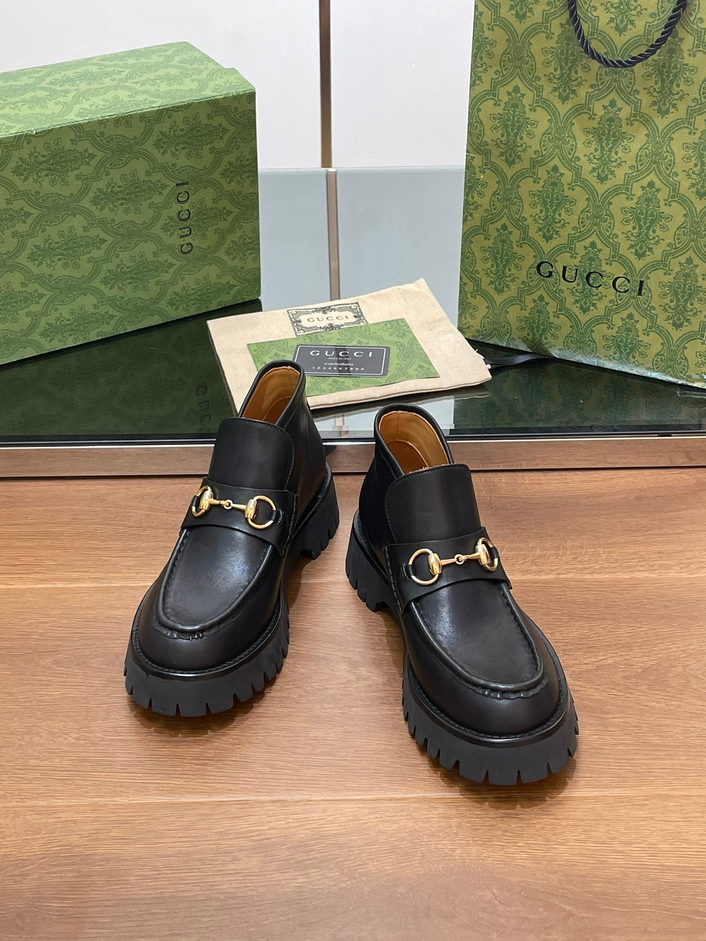 GUCCI HORSEBIT ANKLE BOOTS 4.5CM IN BLACK CALFSKIN
