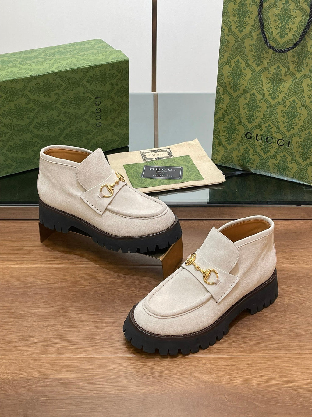 GUCCI WOMEN'S HORSEBIT ANKLE BOOTS 4.5CM IN WHITE SUEDE