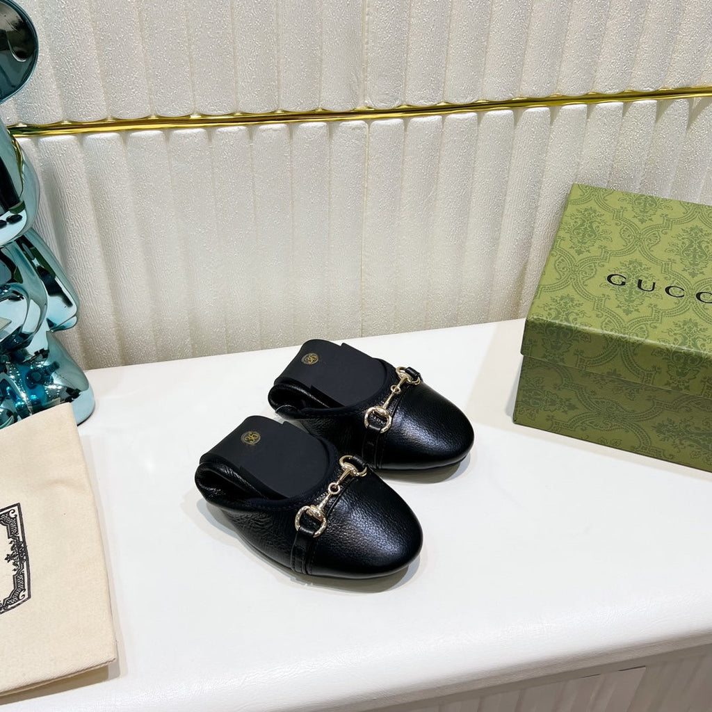GUCCI BALLET SUPER SLIM BUCKLE BLACK LAMBSKIN