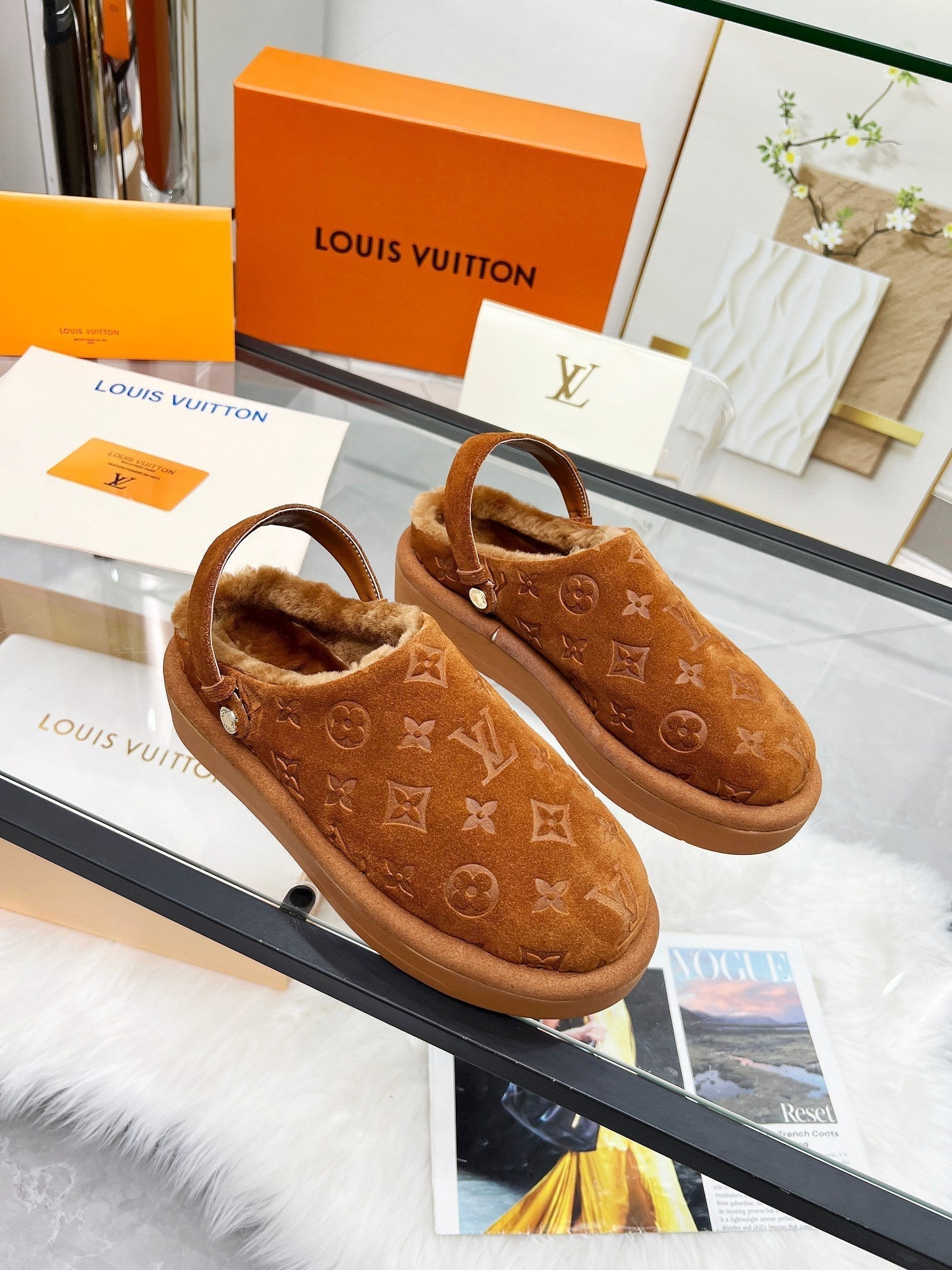 LOUIS VUITTON LV WOMEN'S COSY FLAT COMFORT CLOGS IN RUSSET BROWN MONOGRAM SUEDE