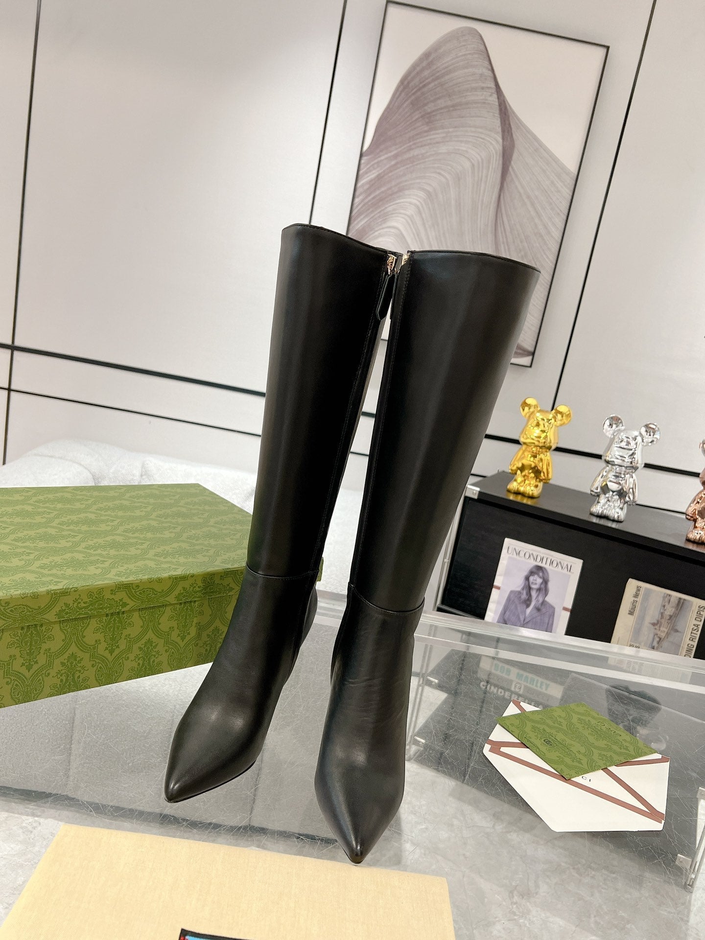 GUCCI KNEE BOOTS IN BLACK CALFSKIN WITH GOLD PLATED HEEL