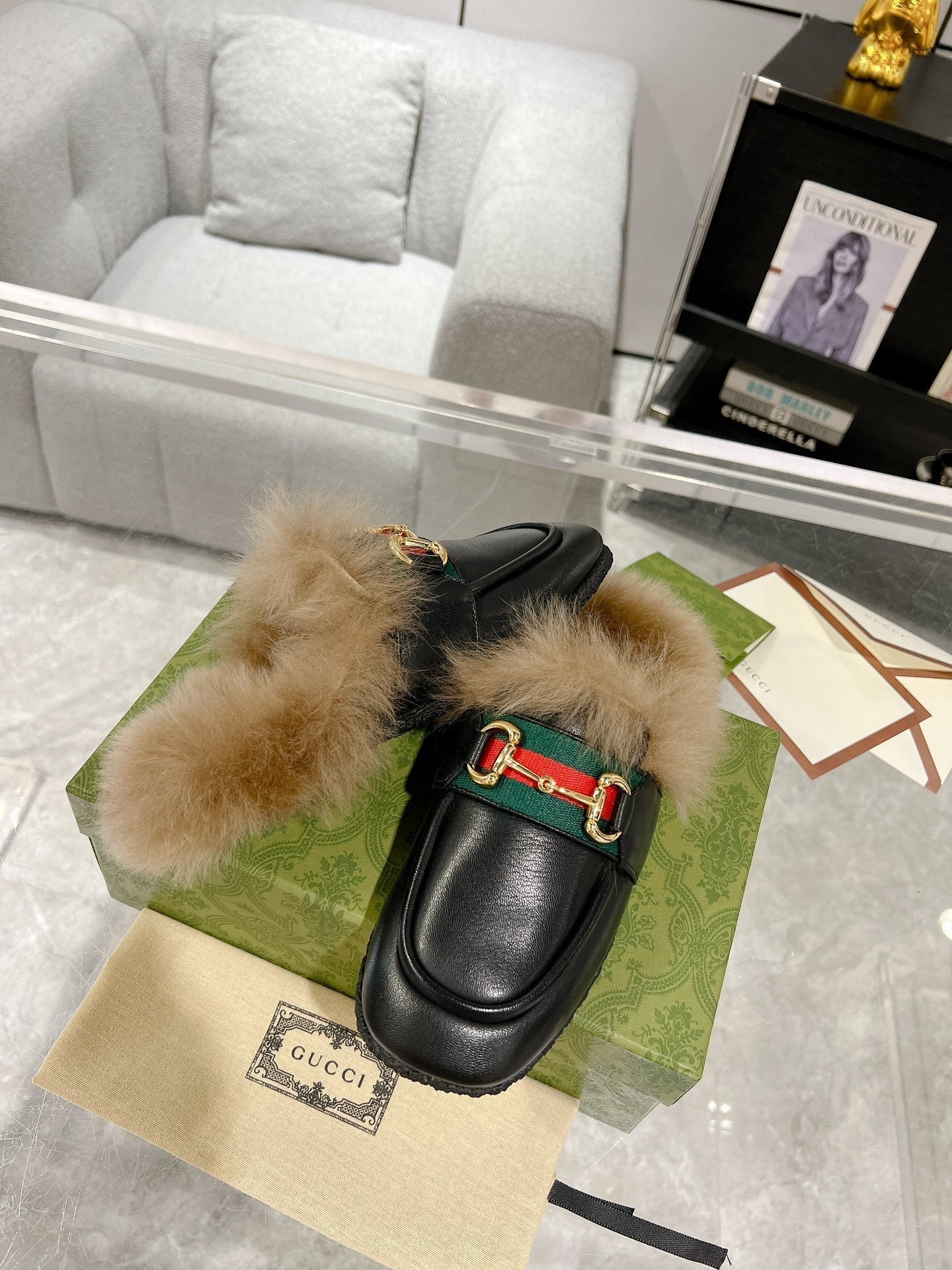 GUCCI HORSEBIT MULE WITH WEB IN BLACK CALFSKIN MIX MINK FUR