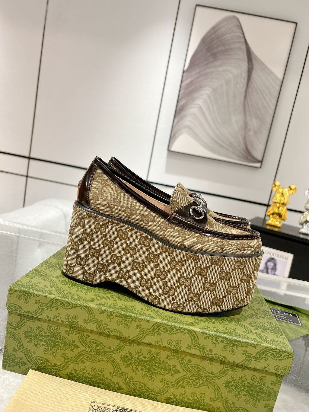 GUCCI HORSEBIT PLATFORM LOAFER LIGHT BROWN CALFSKIN