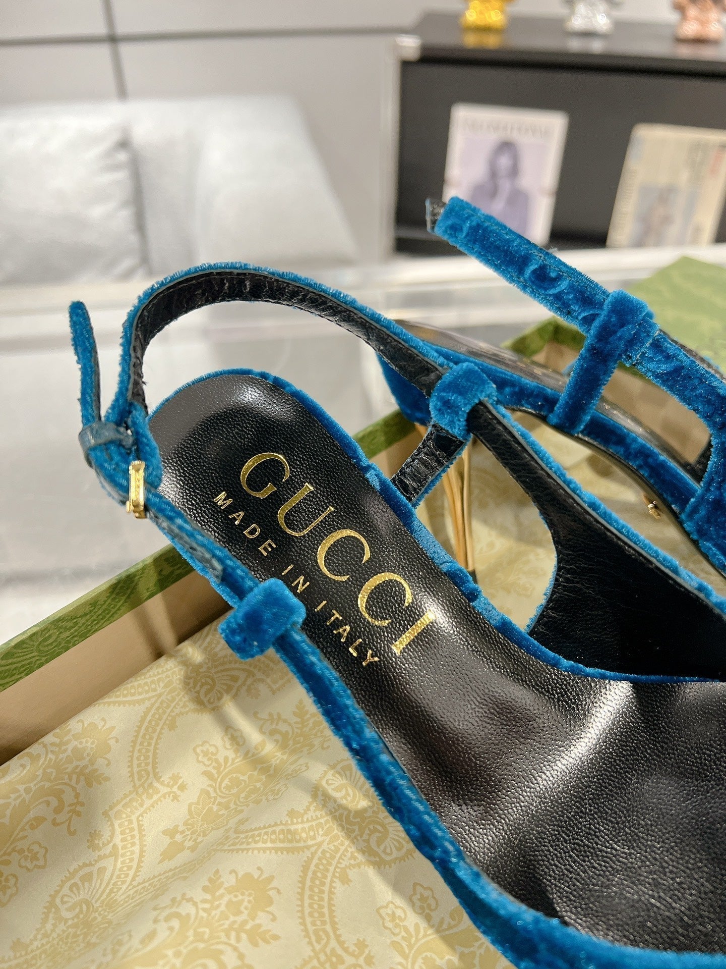 GUCCI SLINGBACK HIGH HEEL PUMP AZURE VELVET
