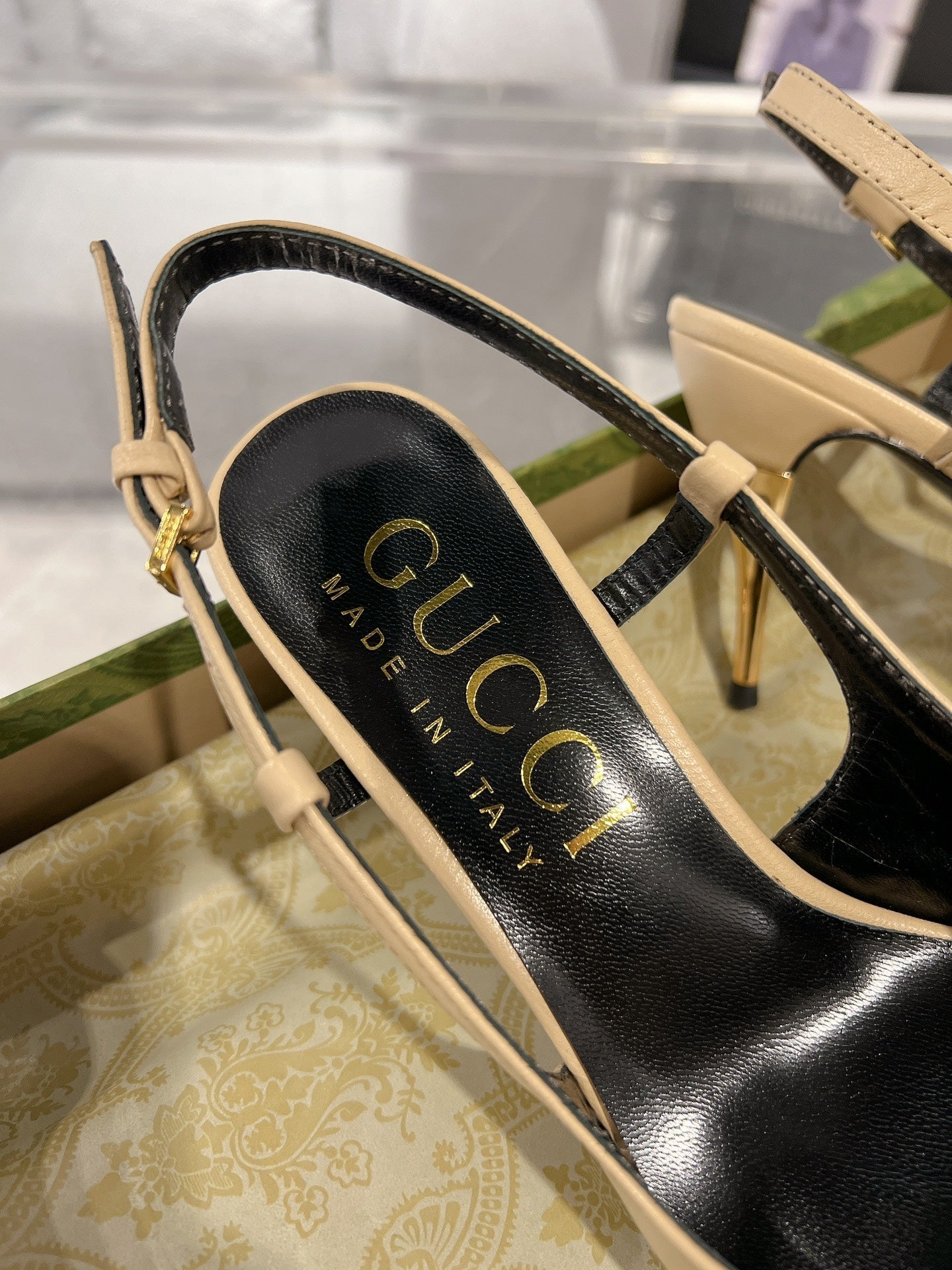 GUCCI SLINGBACK HIGH HEEL PUMP CREAM CALFSKIN