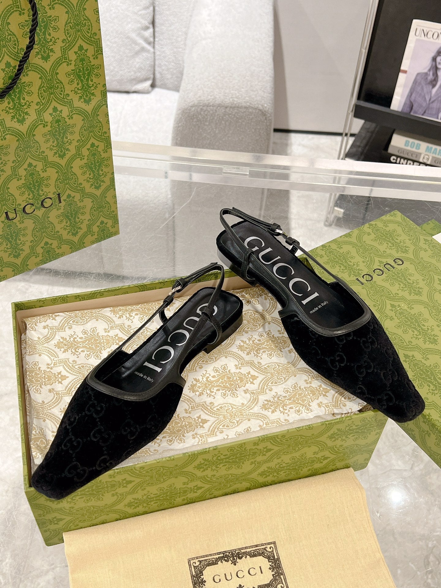 GUCCI SLINGBACK FLATS BLACK VELVET