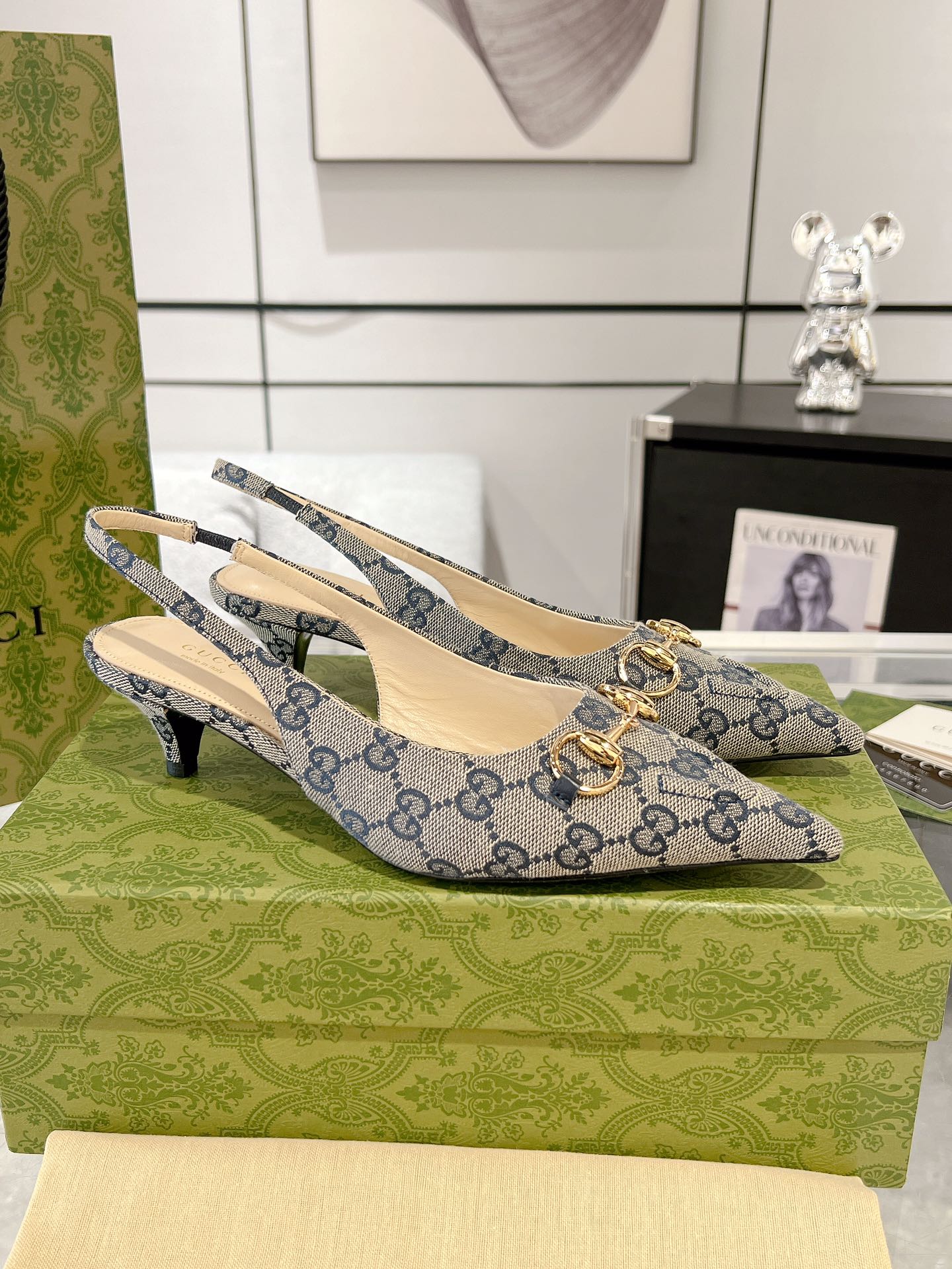 GUCCI MID-HEELED SLINGBACK 4.5 CM IN PALE GRAY CANVAS