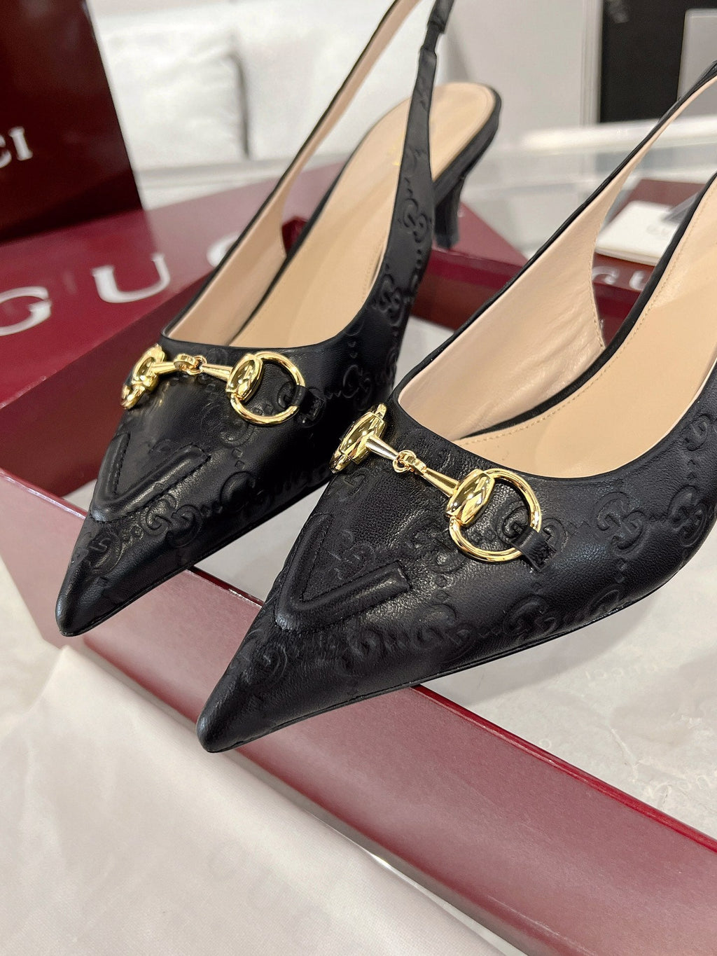 GUCCI MID-HIGH SLINGBACK 4.5 CM IN BLACK GLOSSY EMBOSSED SUEDE AND SHEEPSKIN LINING