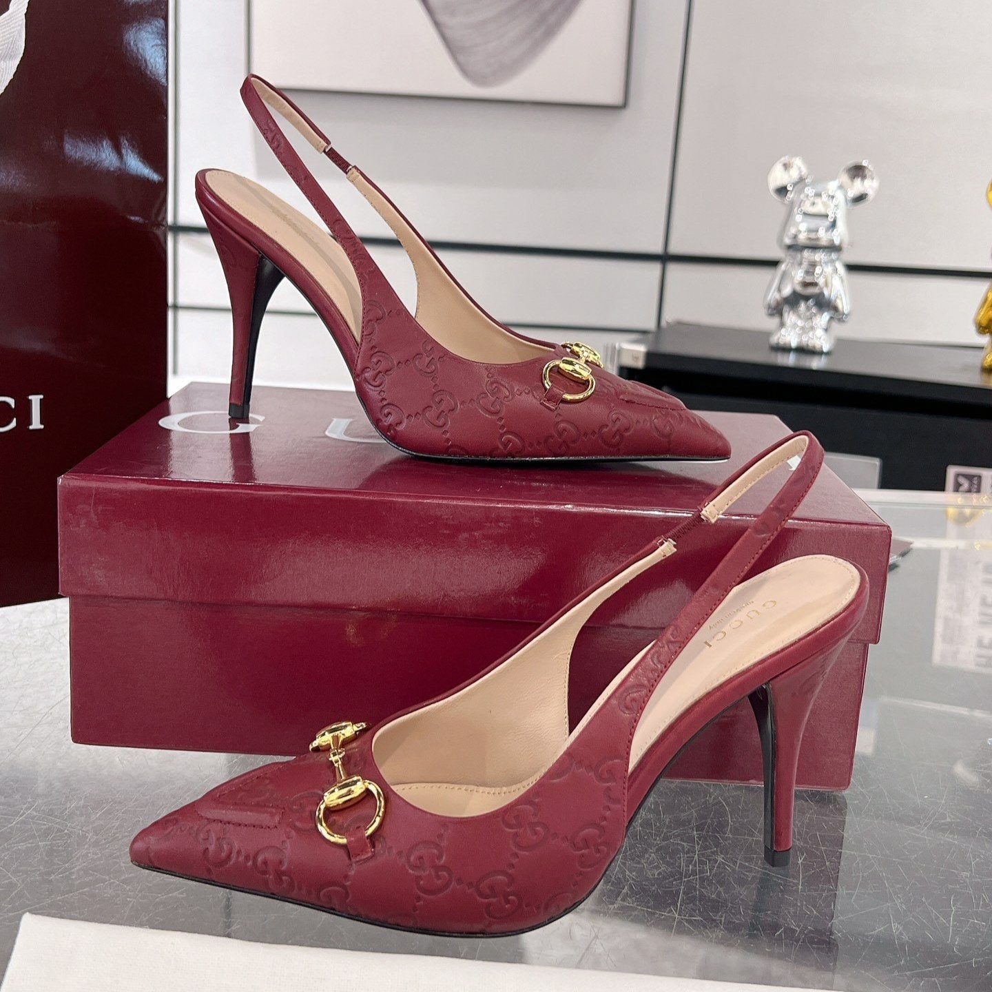GUCCI HIGH SLINGBACK 10.5 CM IN WINE RED GLOSSY EMBOSSED SUEDE AND SHEEPSKIN LINING