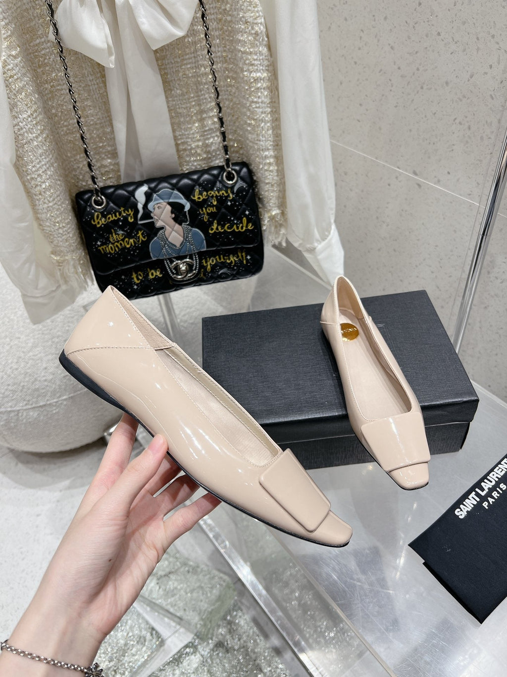 LOUIS VUITTON BALLERINA FLATS IN BEIGE CREAM PATENT CALFSKIN