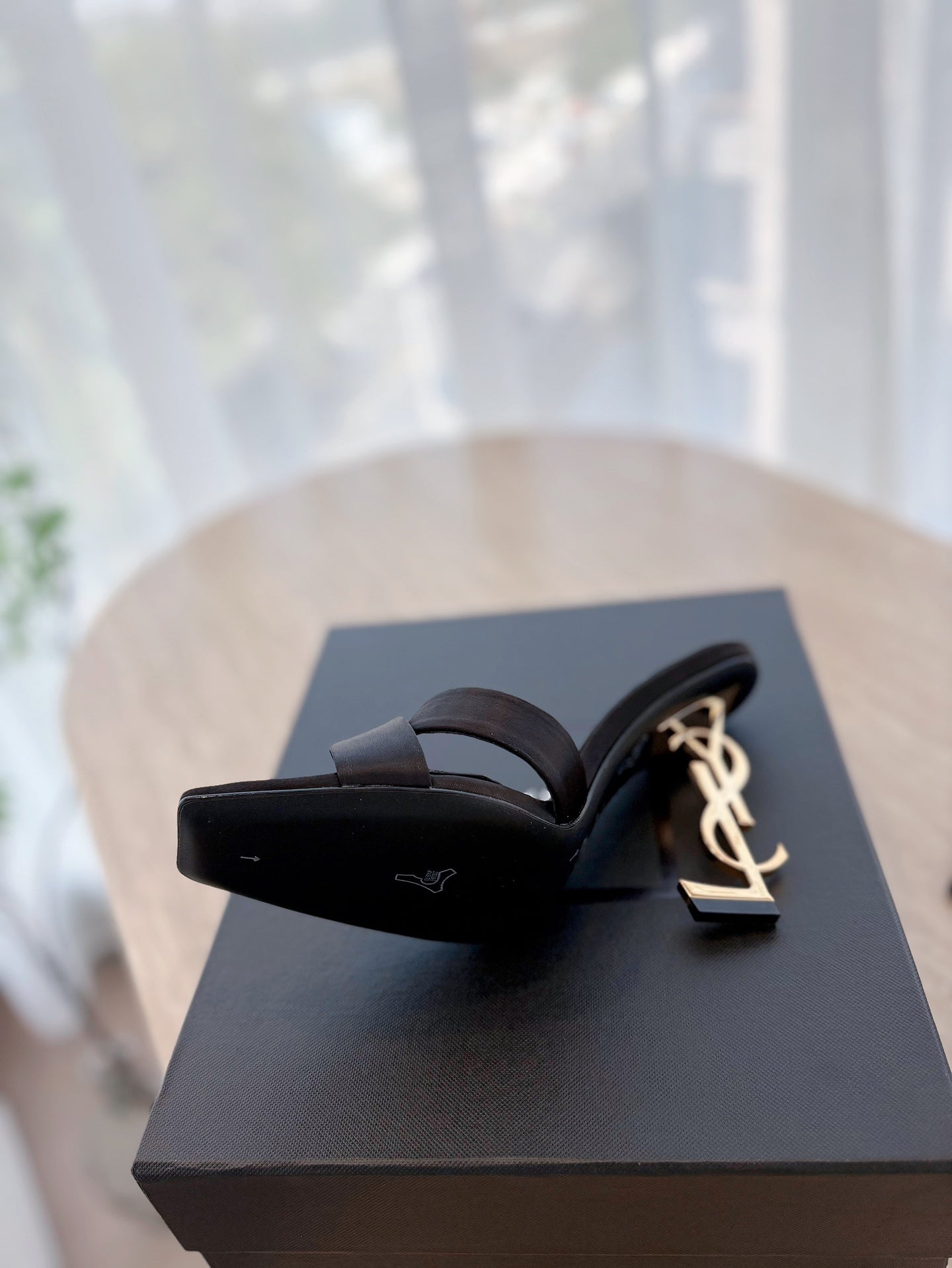 LOUIS VUITTON OPYUM OPEN TOE HIGH 10 CM MULES IN BLACK CALFSKIN