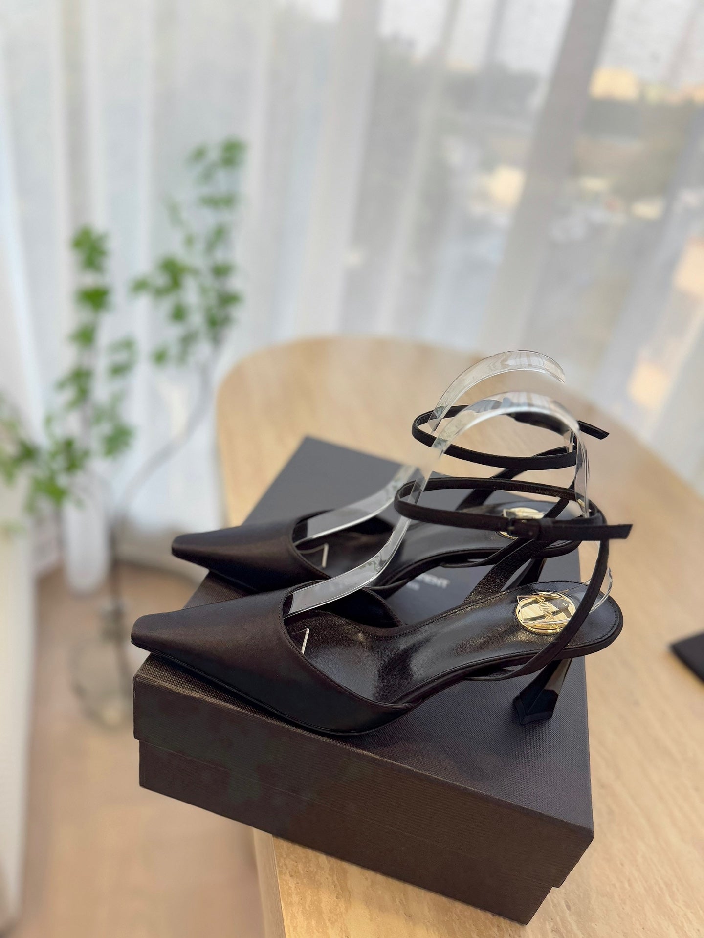 LOUIS VUITTON HIGH SLINGBACK 75 MM IN BLACK CALFSKIN
