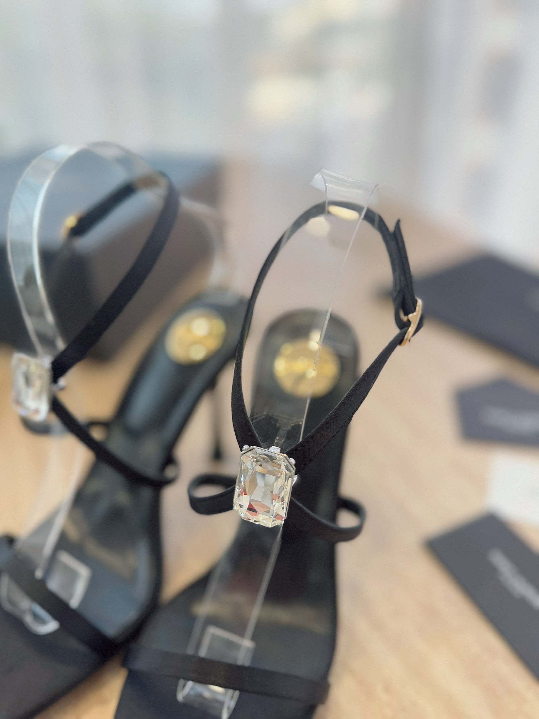 LOUIS VUITTON HIGH HEEL SANDAL 10 CM IN BLACK SATIN CREPE AND CRYSTAL
