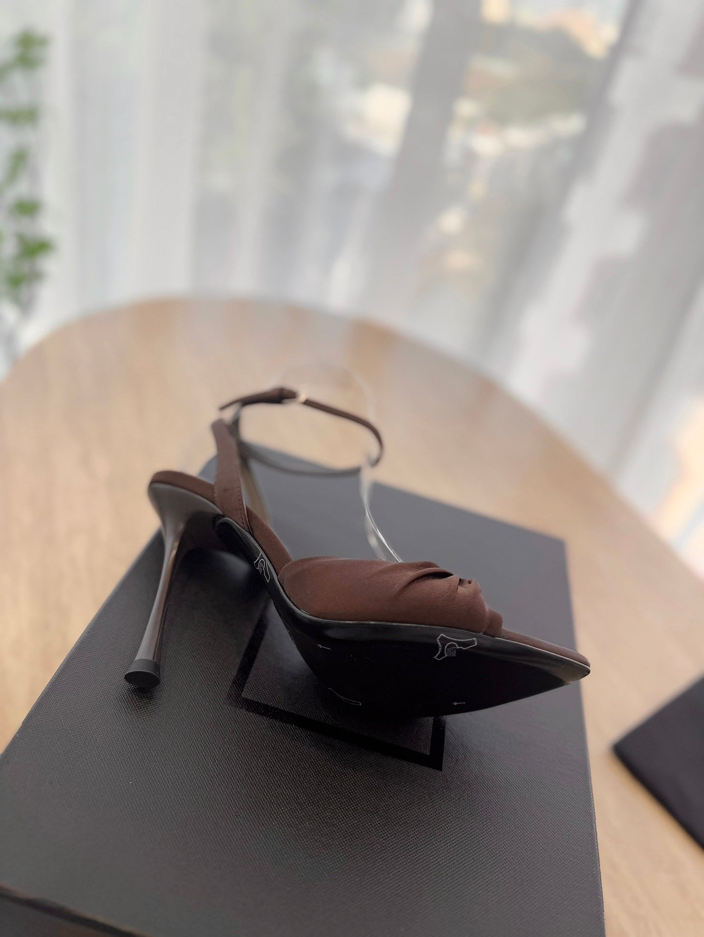 LOUIS VUITTON LOLA SANDAL 10 CM IN CHOCOLATE BROWN VISCOSE AND SILK