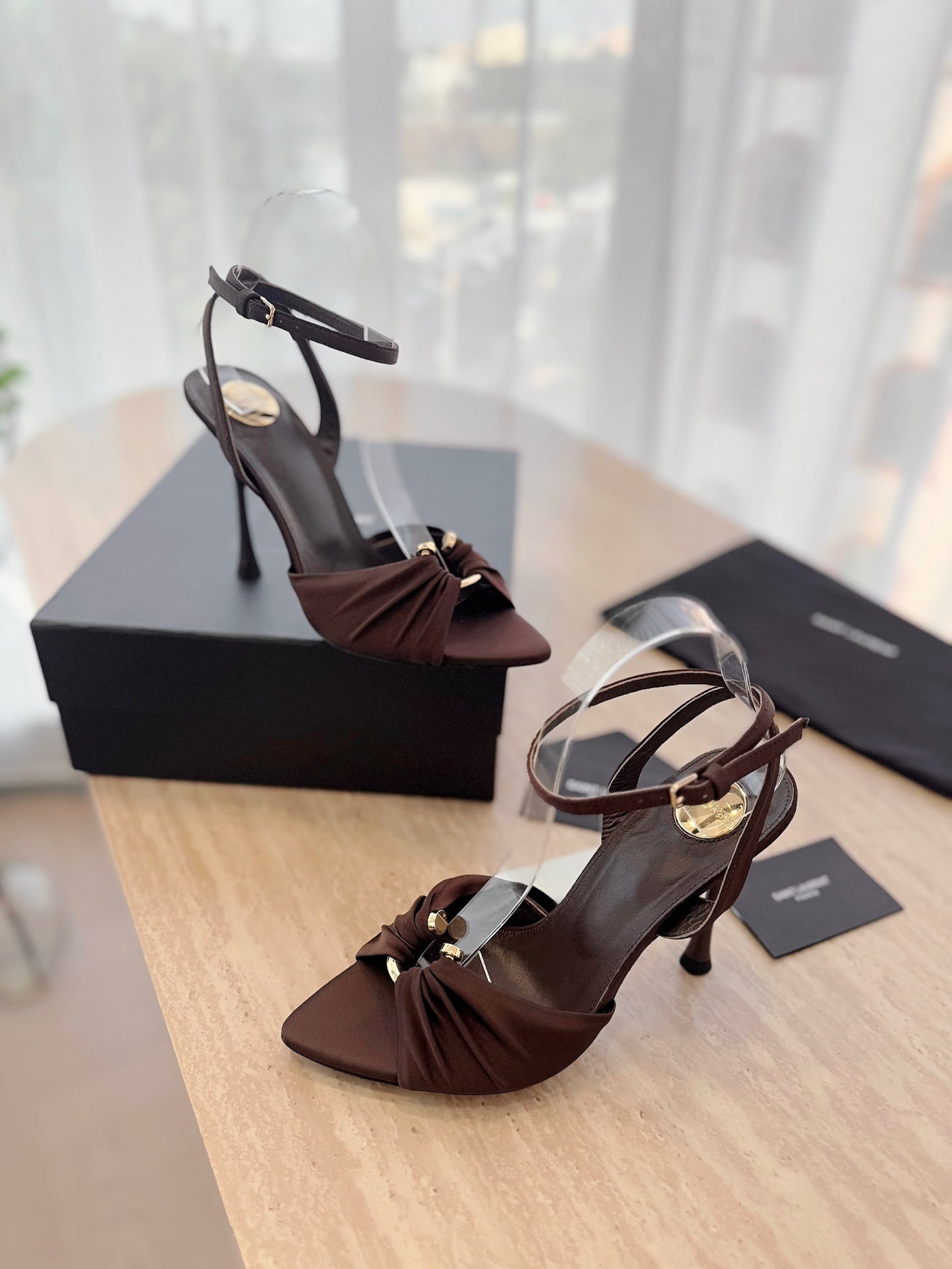 LOUIS VUITTON LOLA SANDAL 10 CM IN CHOCOLATE BROWN VISCOSE AND SILK