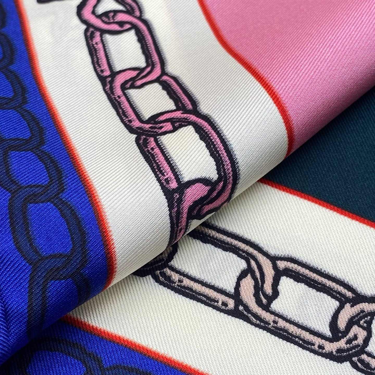 HERMES HERMES 25S SCARF 90 IN SILK 703667