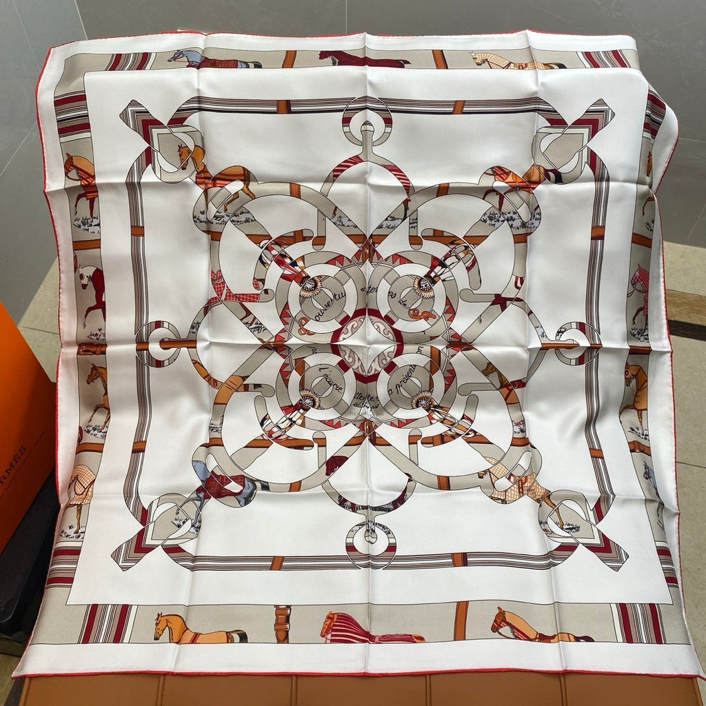 HERMES HERMES 25S SCARF 90 IN SILK 703709