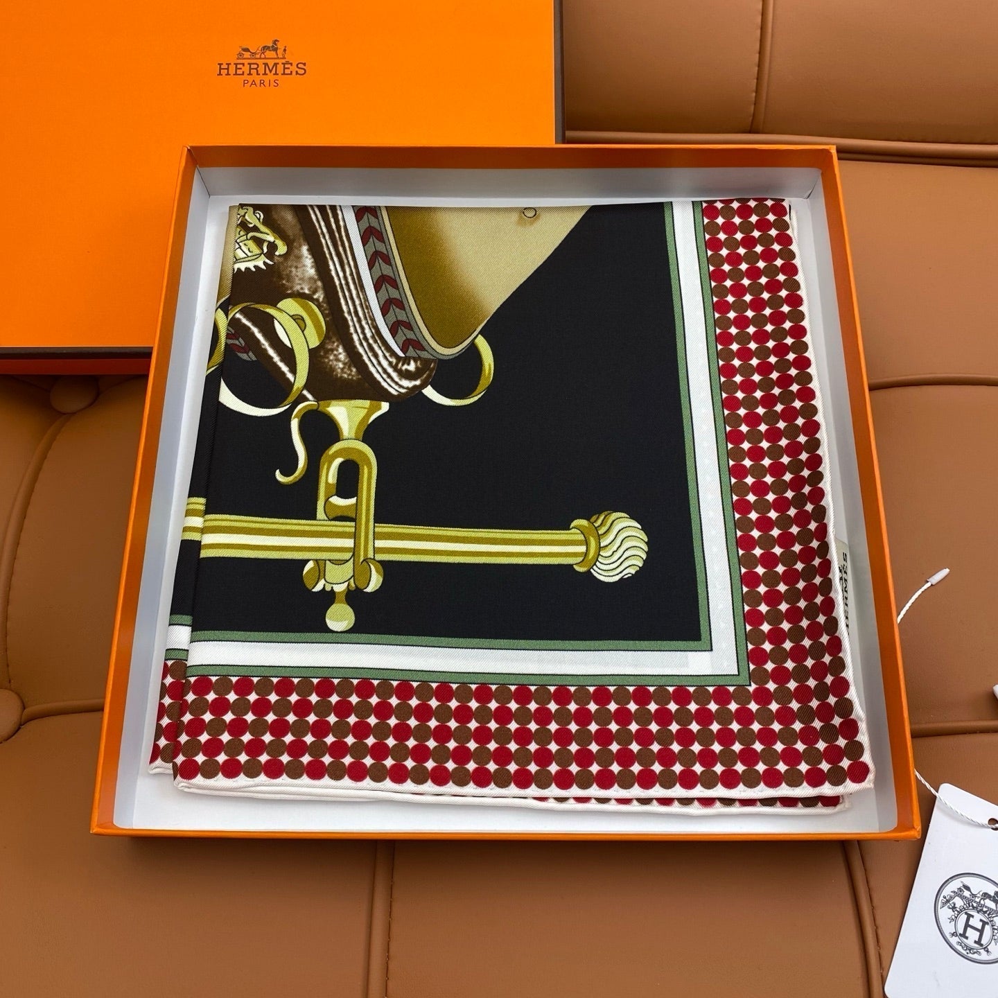 HERMES HERMES 25S SCARF 90 IN SILK 709677