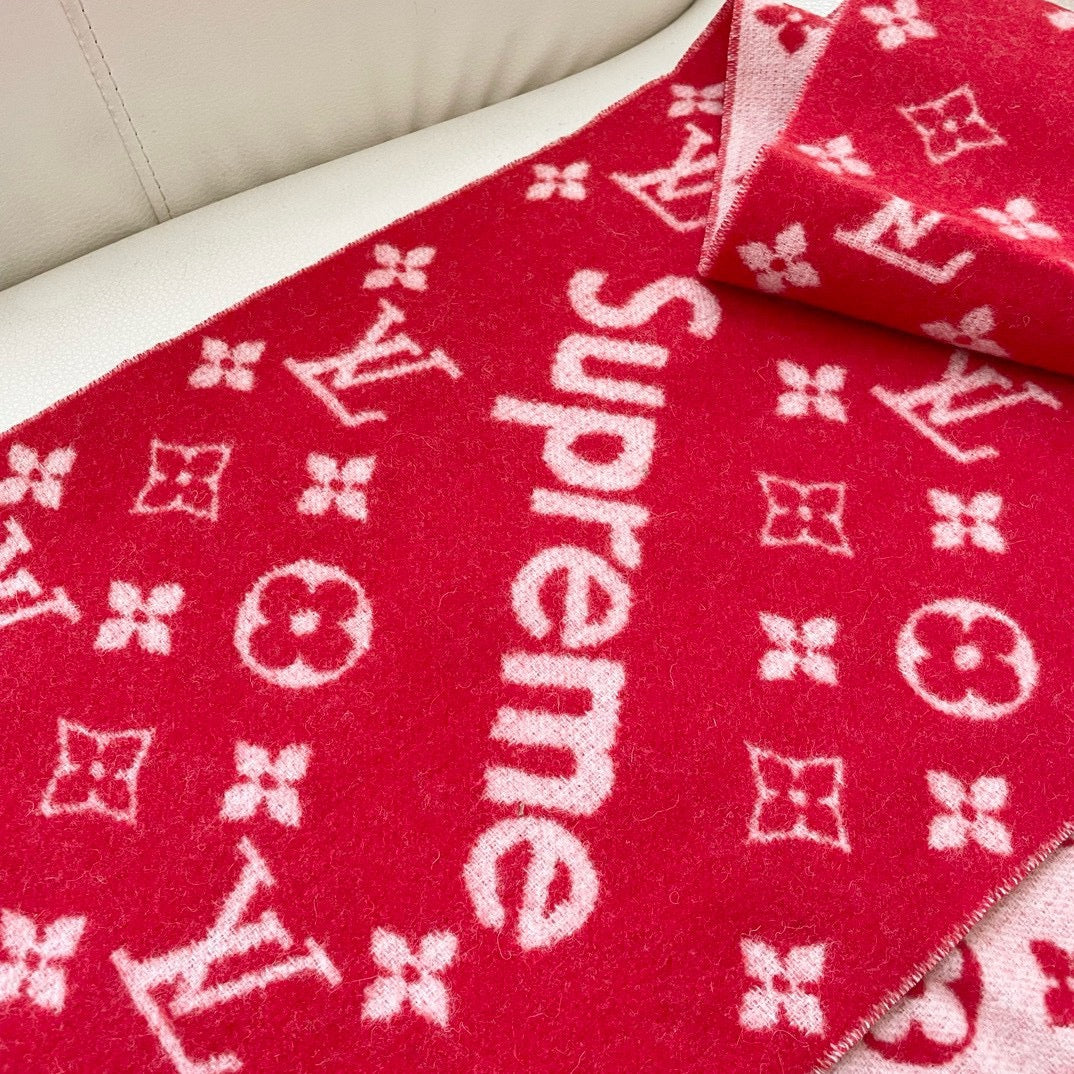 LOUIS VUITTON SUPREME X MONOGRAM 180 CM SCARF IN CHERRY RED WOOL AND CASHMERE 392942