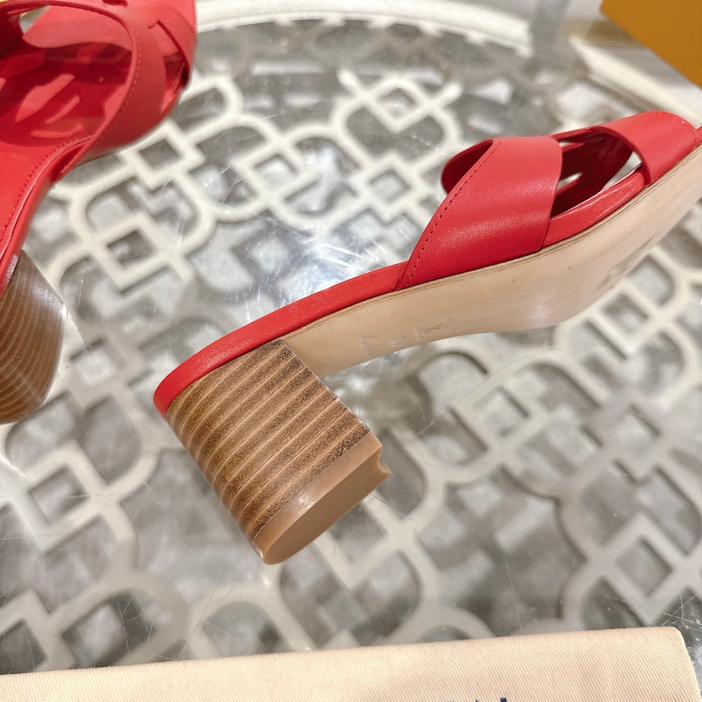 LOUIS VUITTON ISOLA HIGH 55 MM MULE IN CHERRY RED CALFSKIN