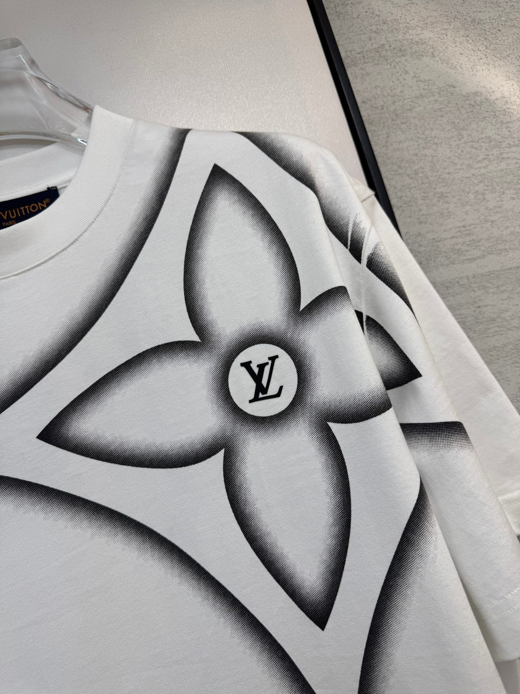 LOUIS VUITTON LV WHITE COTTON T-SHIRT 238912