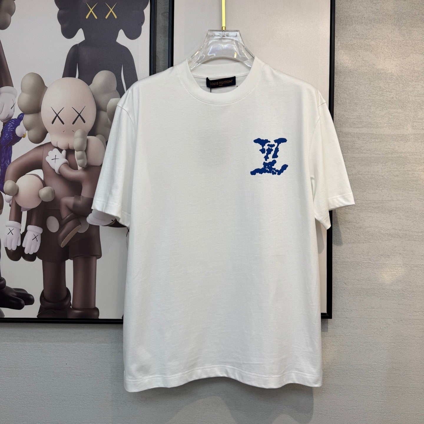 LOUIS VUITTON LV WHITE COTTON T-SHIRT BLUE STYLIZED LOGO 238917
