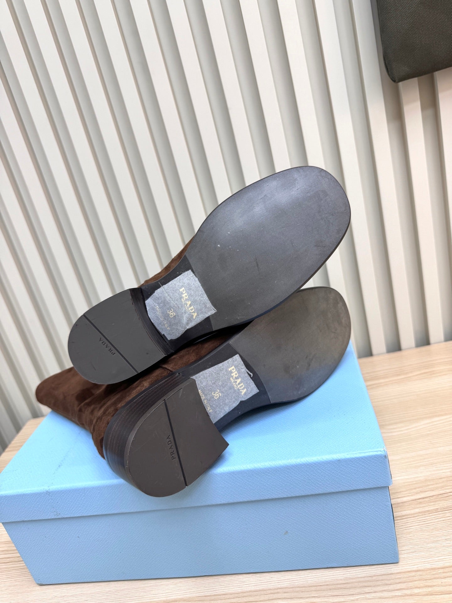 PRADA 25S LOW-CUT BOOTS IN RK BROWN SUEDE