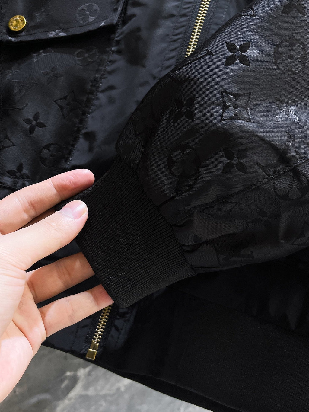 LOUIS VUITTON LV BLACK JACKET 239563