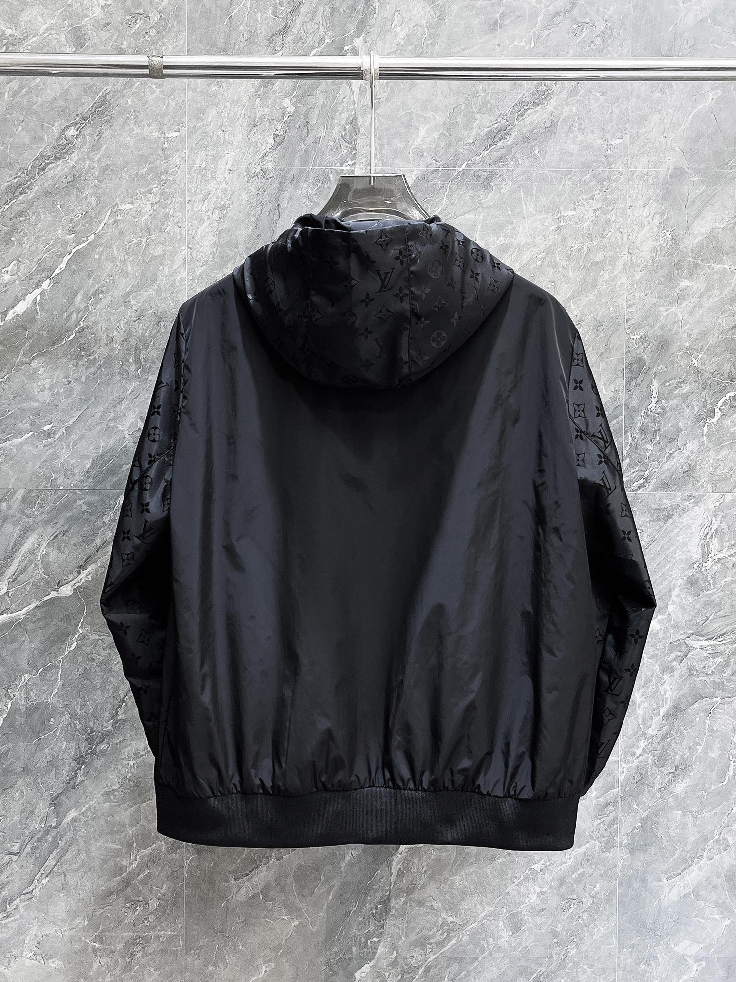 LOUIS VUITTON LV BLACK JACKET 239563