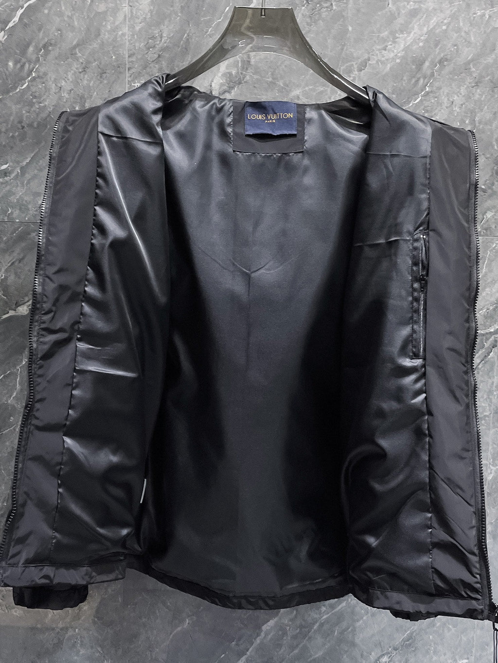 LOUIS VUITTON LV BLACK JACKET 239565