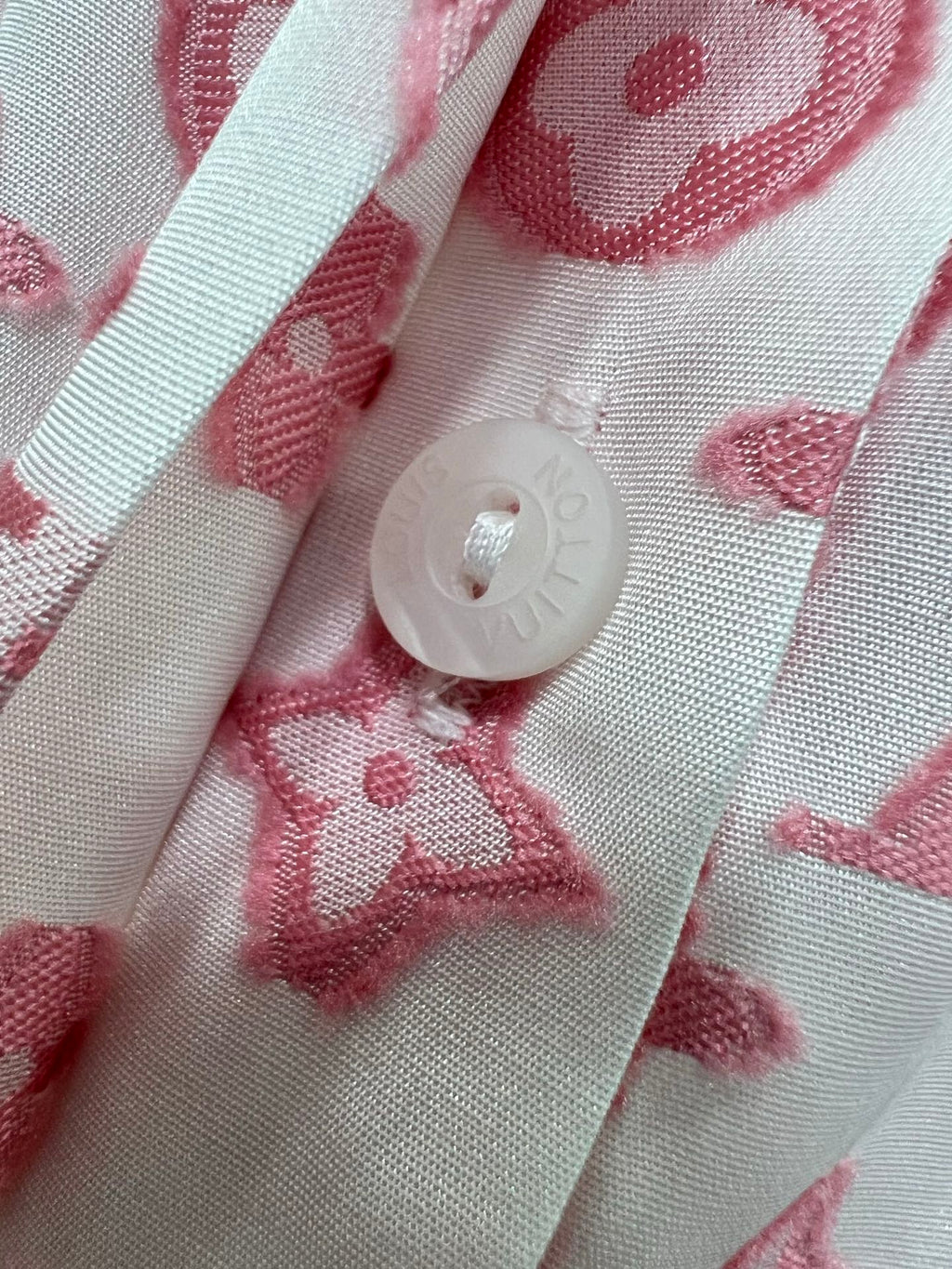 LOUIS VUITTON LV SLEEVELESS LOGO PRINT TOP 269947