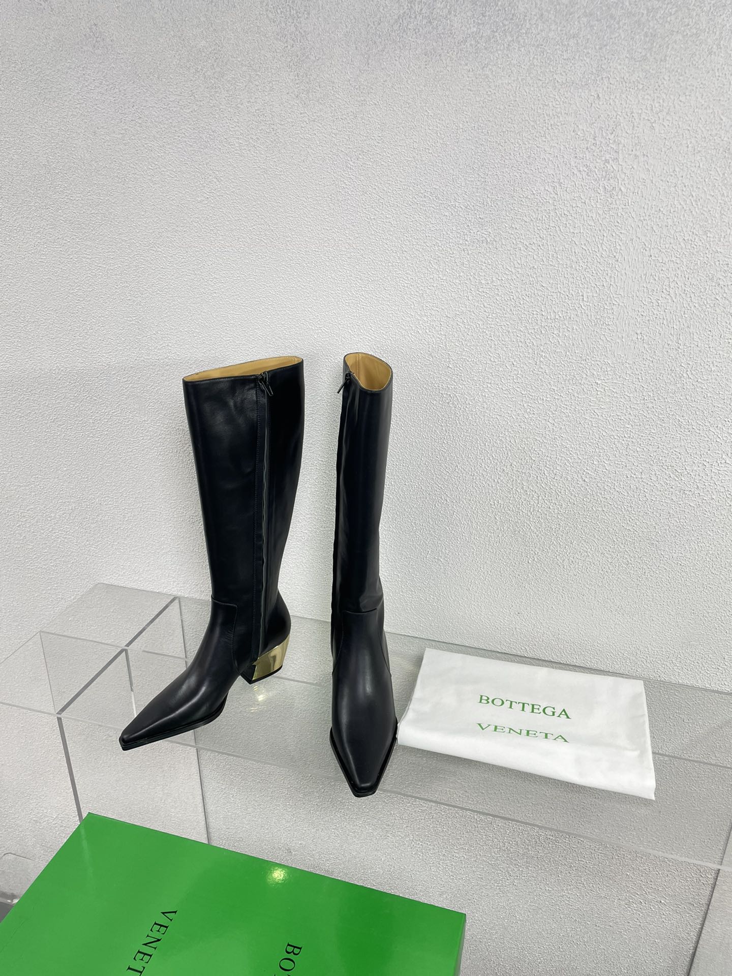 BOTTEGA VENETA TEX HIGH BOOT IN BLACK CALFSKIN