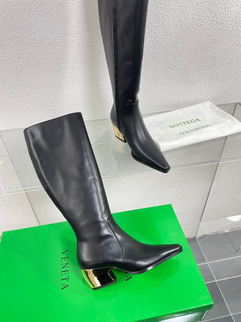 BOTTEGA VENETA TEX HIGH BOOT IN BLACK CALFSKIN