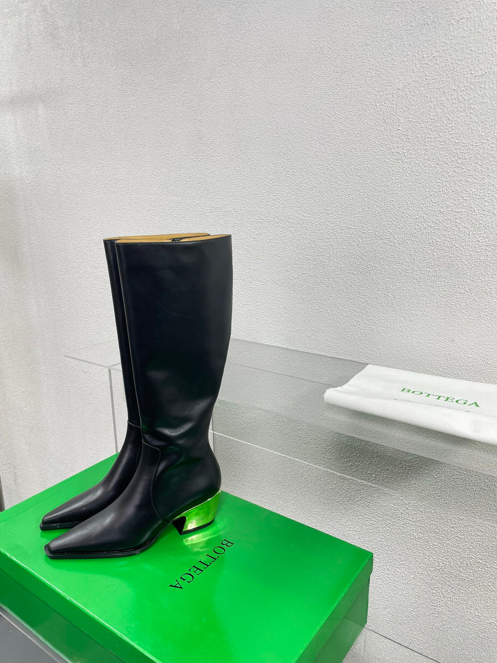 BOTTEGA VENETA TEX HIGH BOOT IN BLACK CALFSKIN