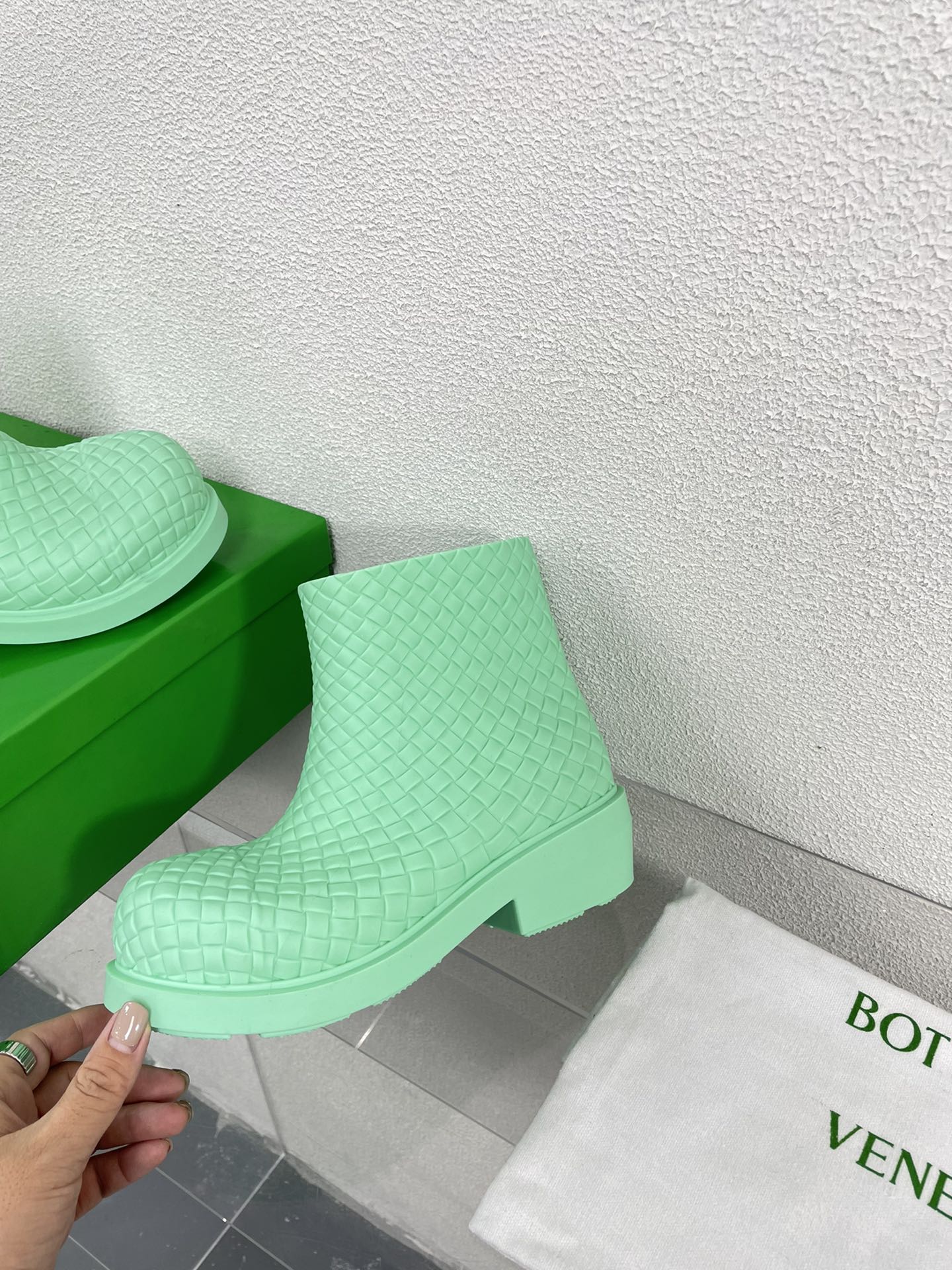 BOTTEGA VENETA FIREMAN BOOTS IN GREEN MINT RUBBER WITH ICONIC INTRECCIO MOTIF