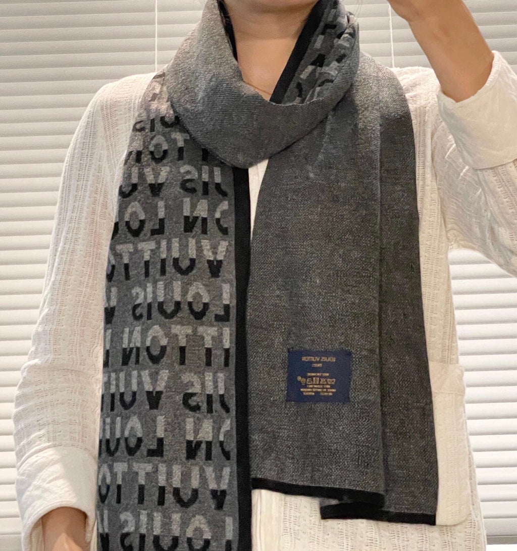 LOUIS VUITTON SCARF 180 CM IN SHADOW GRAY CASHMERE 398518