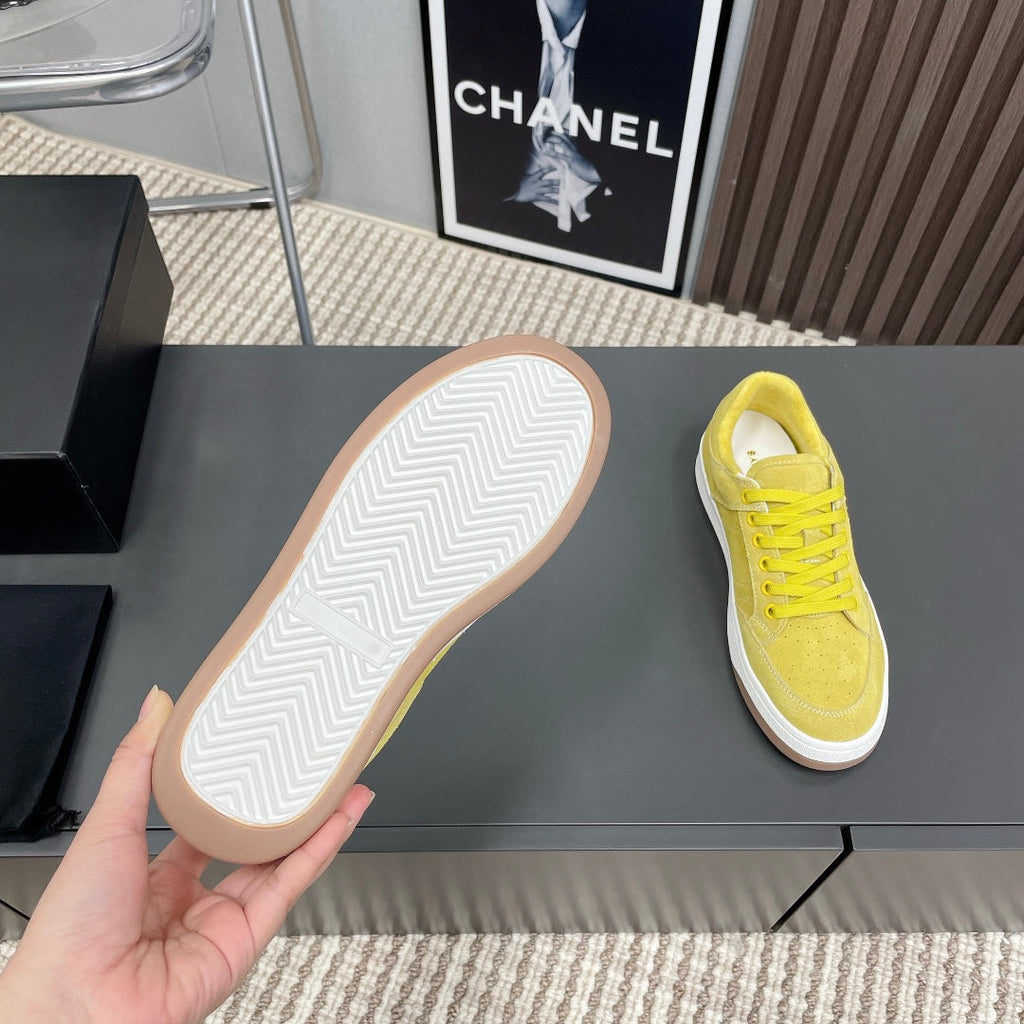 LOUIS VUITTON SL/61 SNEAKERS IN LIGHT YELLOW SUEDE