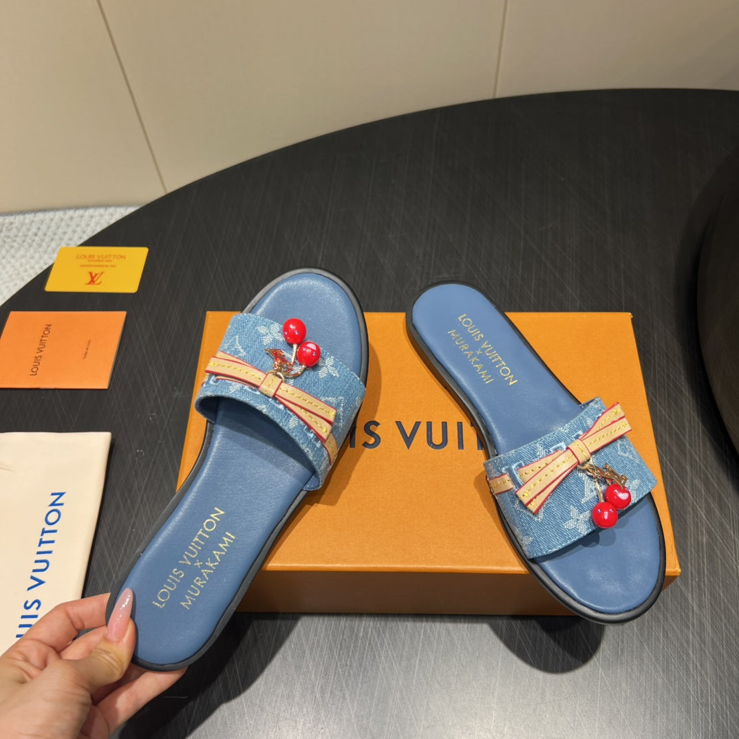 LOUIS VUITTON LV SLIDE SANDALS 25S IN BLUE DENIM AND CALFSKIN WITH CHERRY BLOSSOM BUCKLE