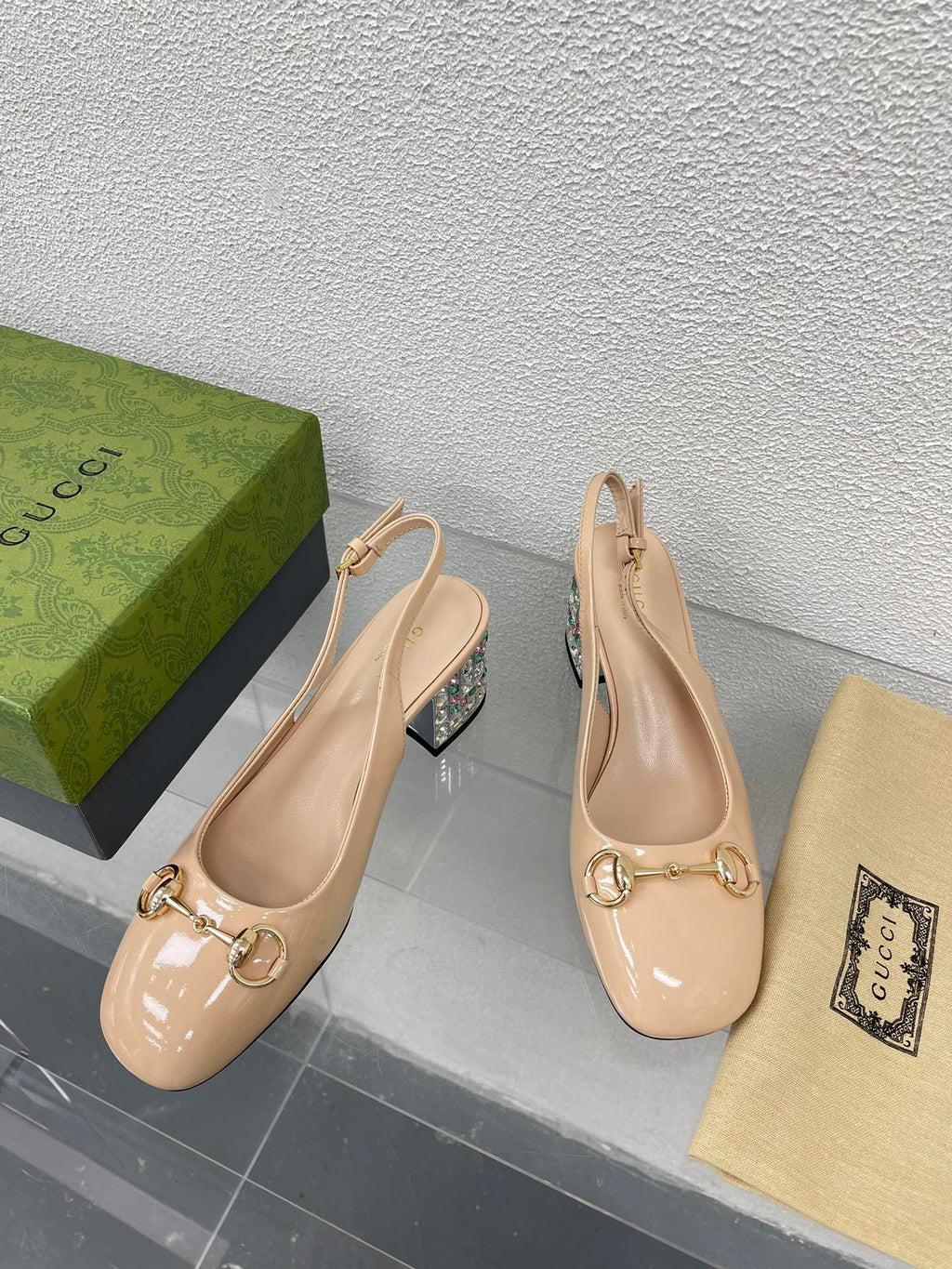 GUCCI WOMEN'S HORSEBIT SLINGBACK IN TAN BEIGE CALFSKIN WITH RHINSTONES