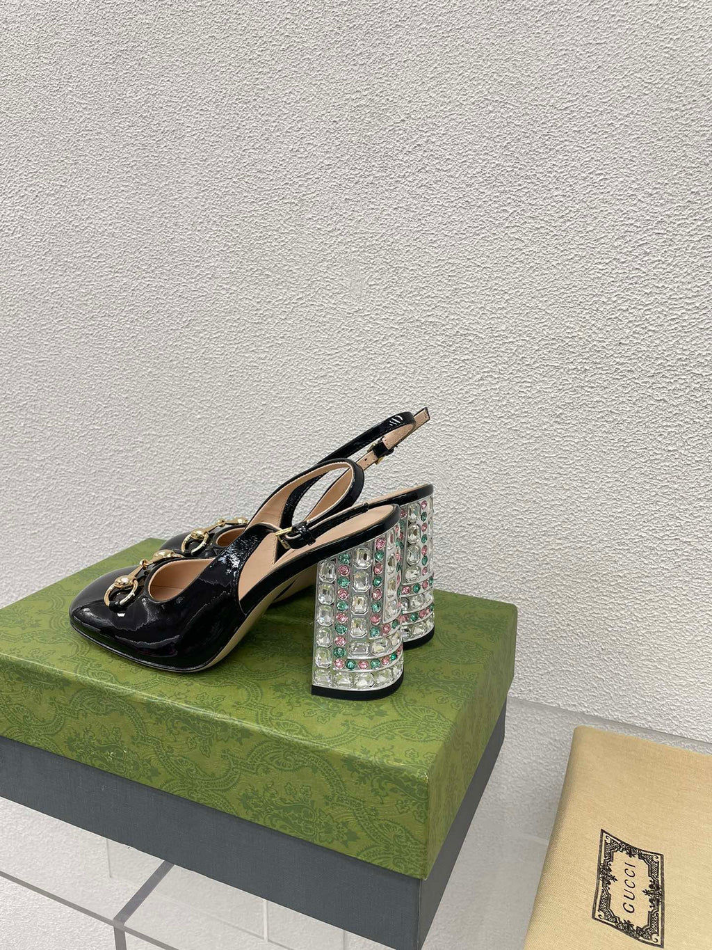 GUCCI WOMEN'S HORSEBIT SLINGBACK 95MM IN BLACK CALFSKIN WITH RHINSTONES