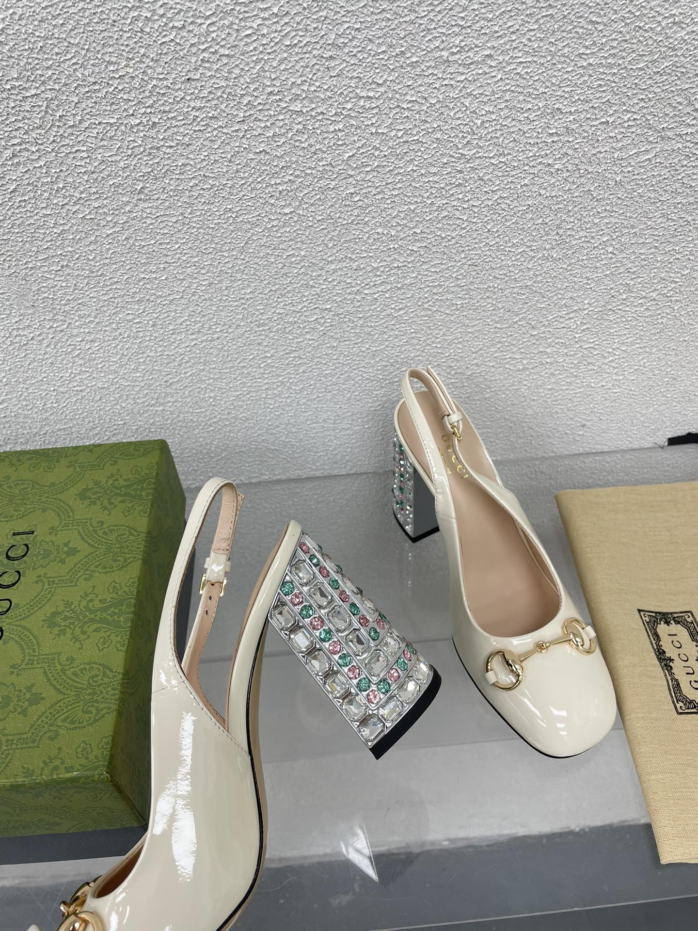 GUCCI WOMEN'S HORSEBIT SLINGBACK 95MM IN WHITE CALFSKIN WITH RHINSTONES