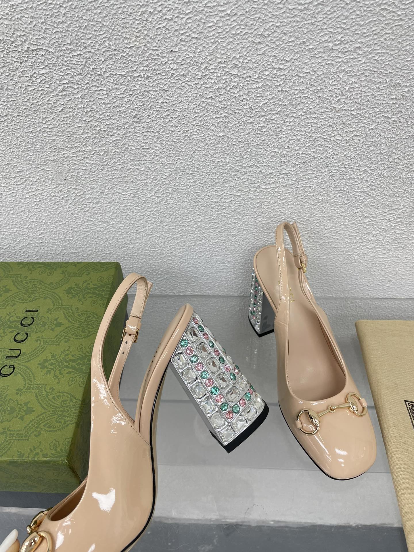 GUCCI WOMEN'S HORSEBIT SLINGBACK 95MM IN TAN BEIGE CALFSKIN WITH RHINSTONES