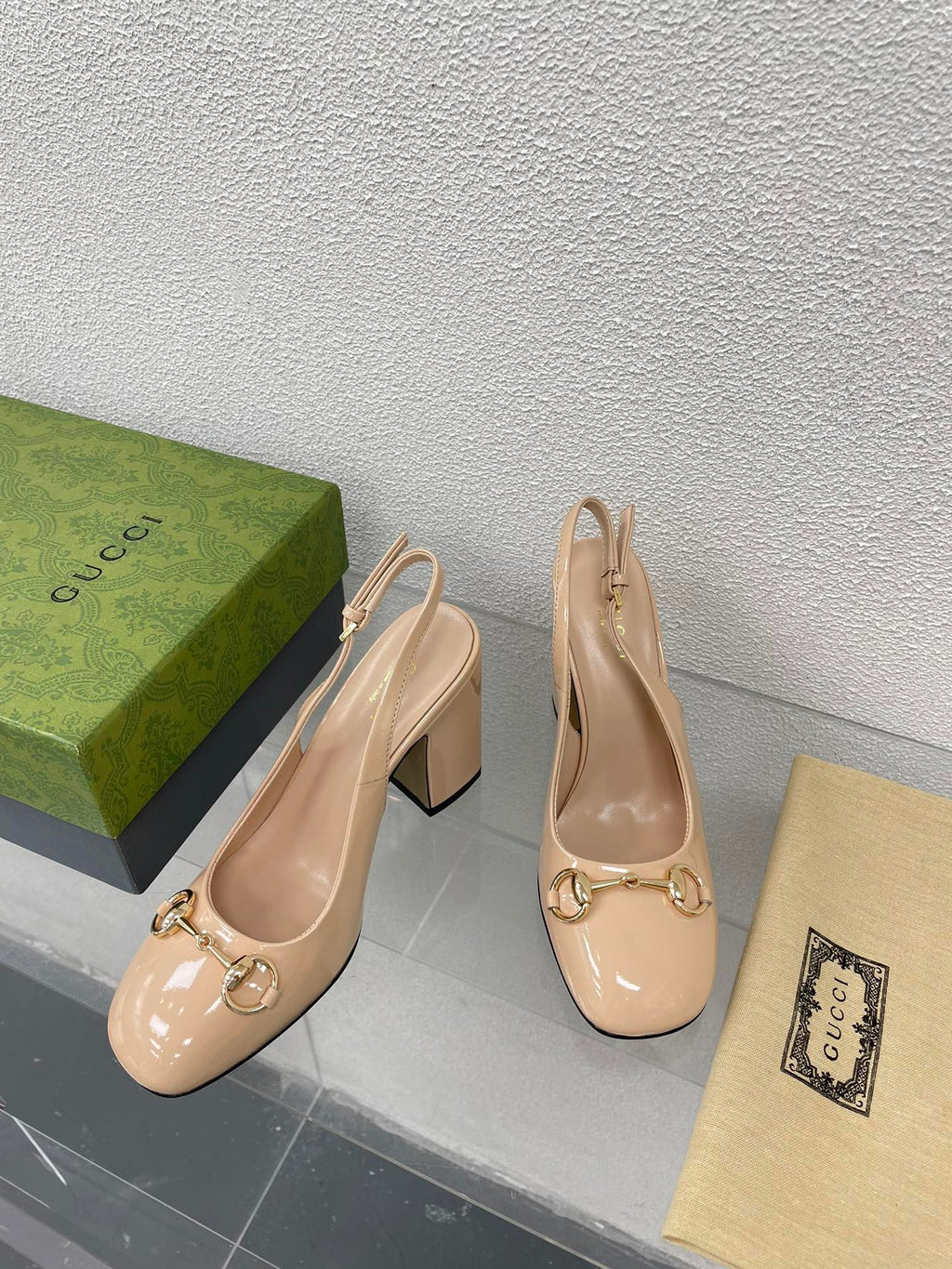 GUCCI WOMEN'S HORSEBIT SLINGBACK 95MM IN TAN BEIGE CALFSKIN