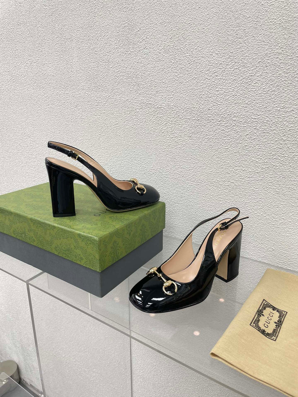 GUCCI WOMEN'S HORSEBIT SLINGBACK 95MM IN BLACK CALFSKIN