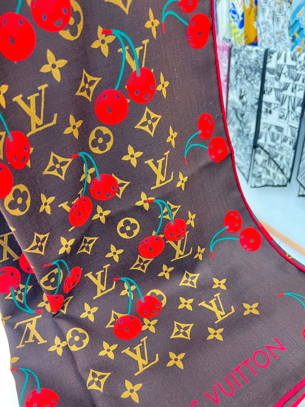 LOUIS VUITTON LV SCARF 135 CM IN WOOL MIX SILK 735873