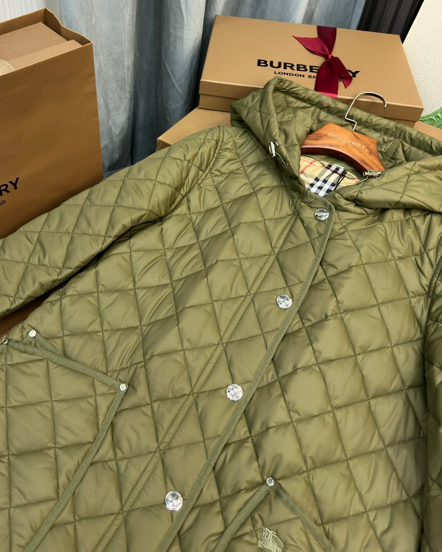 BURBERRY 25S LONG HOODED COAT 063